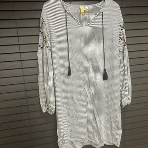 Dress Striped Embroidered Sleeve Tunic - Black & White by Chic Connection Large